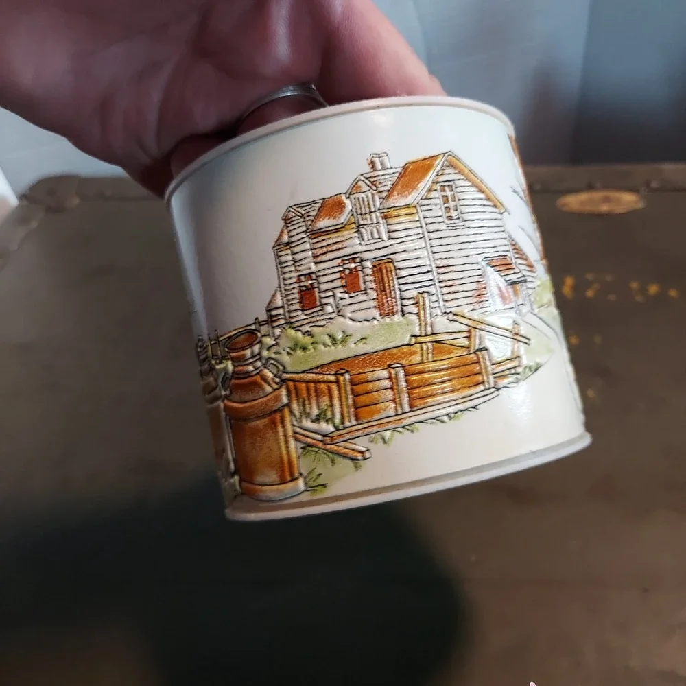 Vintage 3D Embossed Farm Scene Plastic Insulated Cup Planter Farmhouse Decor